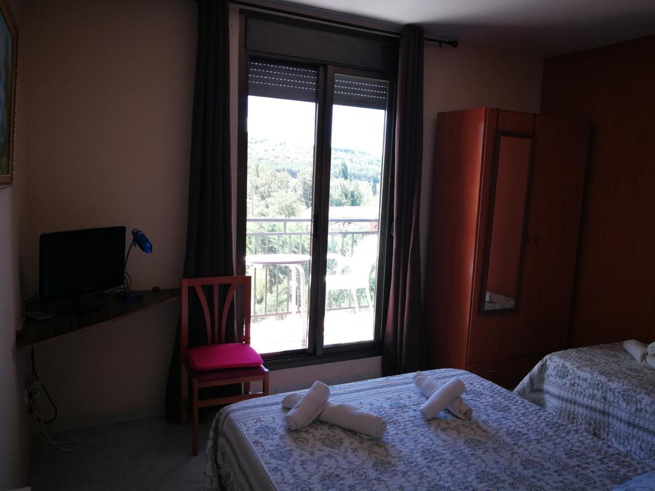 Hostal Escarla Aren Buitenkant foto